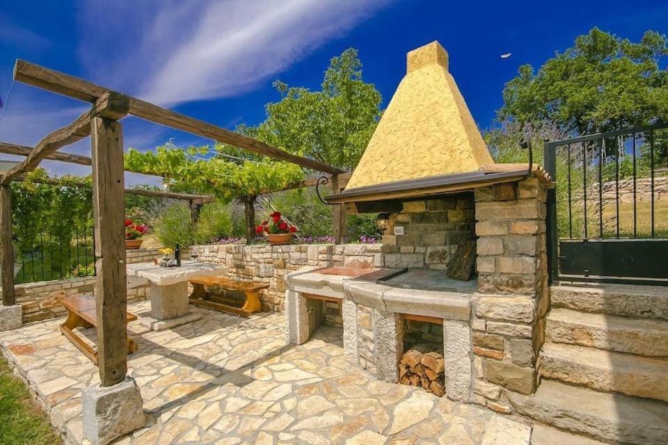 Casa Mazuli Βίλα Grožnjan Εξωτερικό φωτογραφία